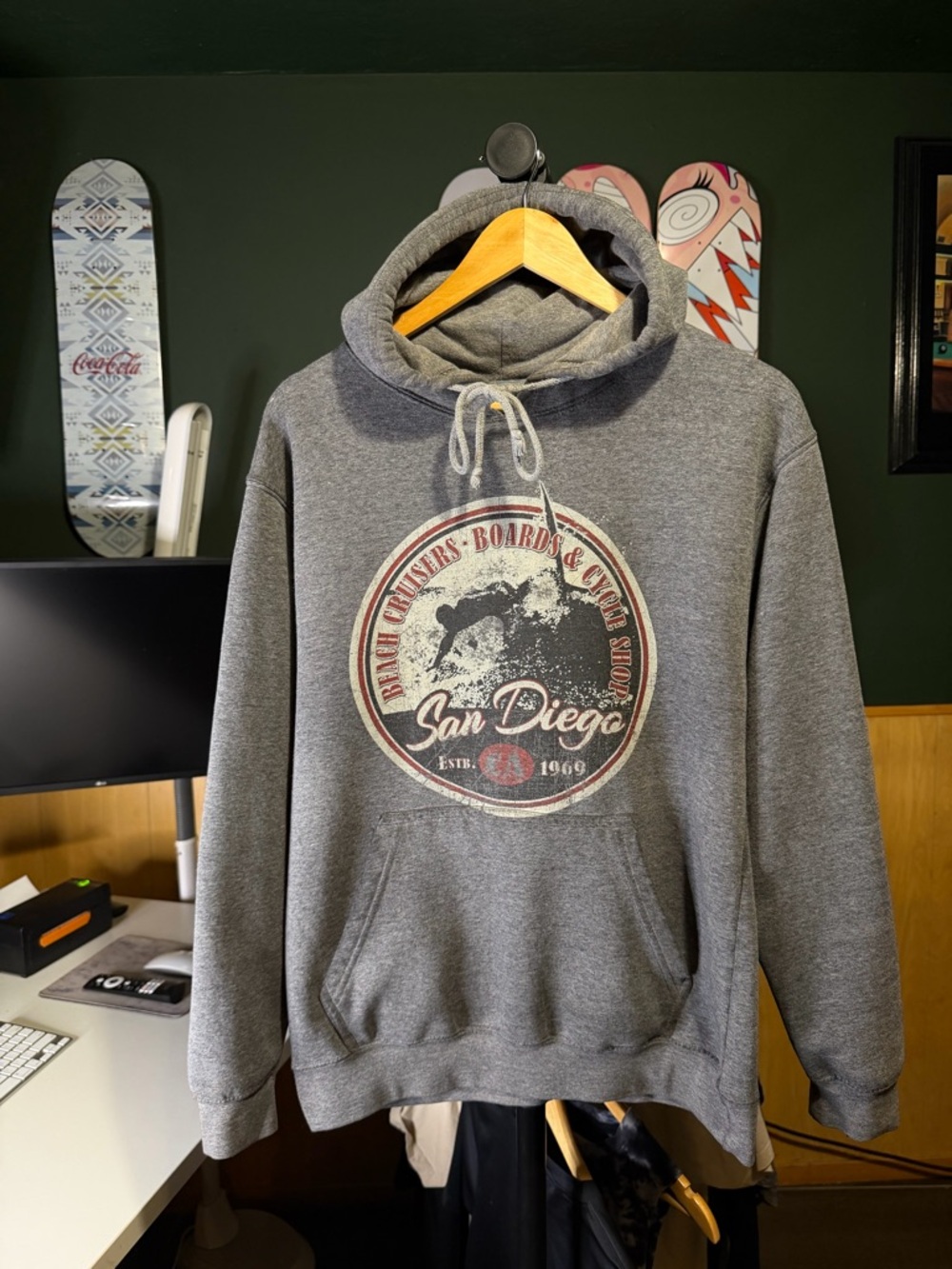 San Diego Graphic Pullover Hoodie - Gray